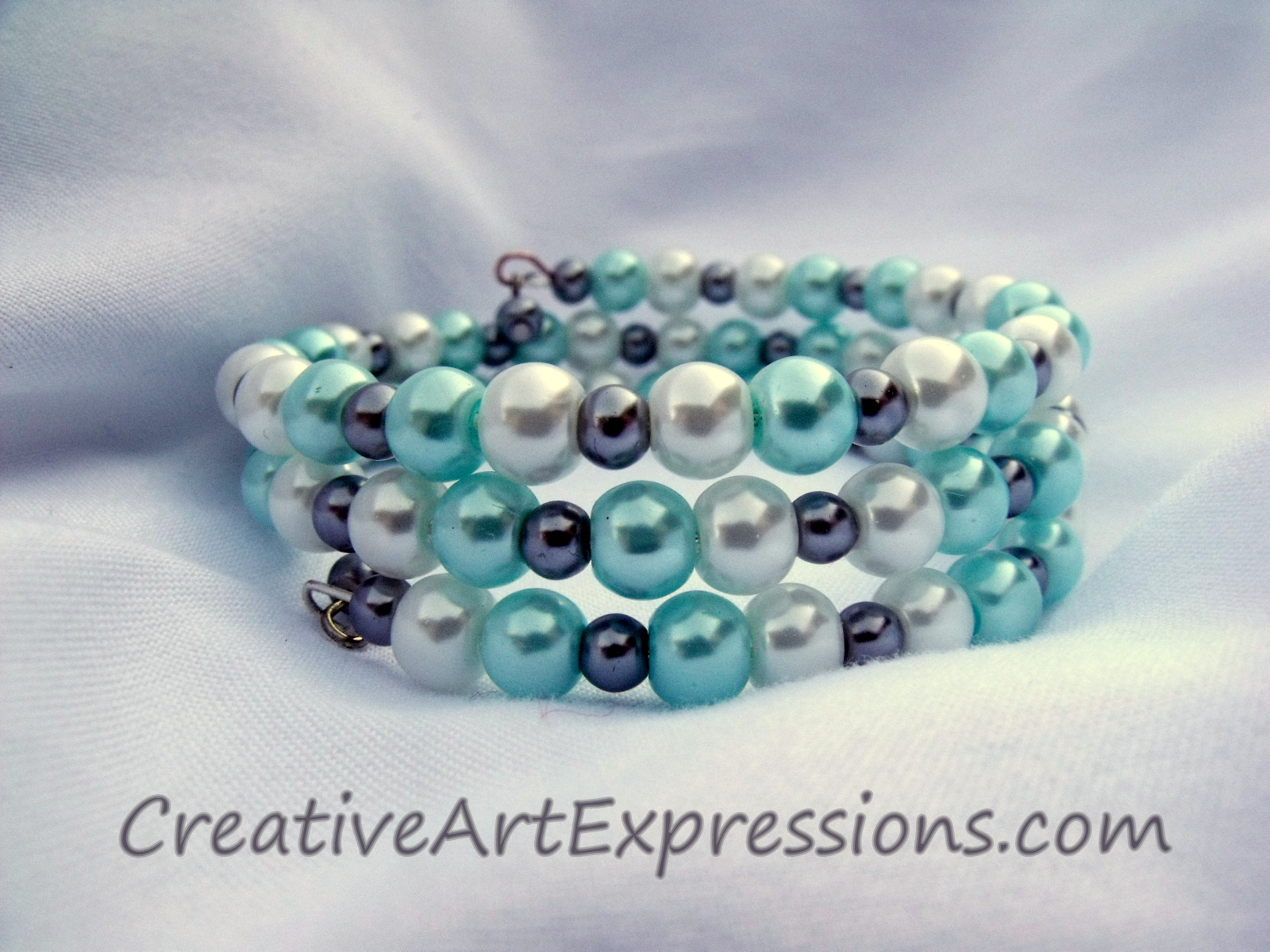 Creative Art Expressions Handmade Blue Silver & White Glass Pearl Memory Wire Bracelet Jewelry Design